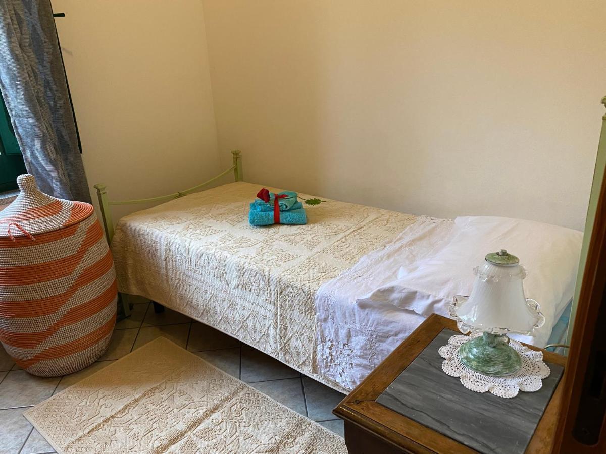 Apartamento Il Bacio Del Sole Tertenìa Exterior foto